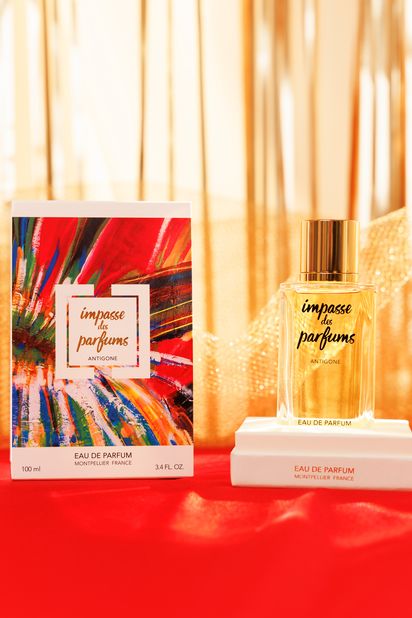 Création du packaging du parfum Antigone de la marque Impasse des parfums